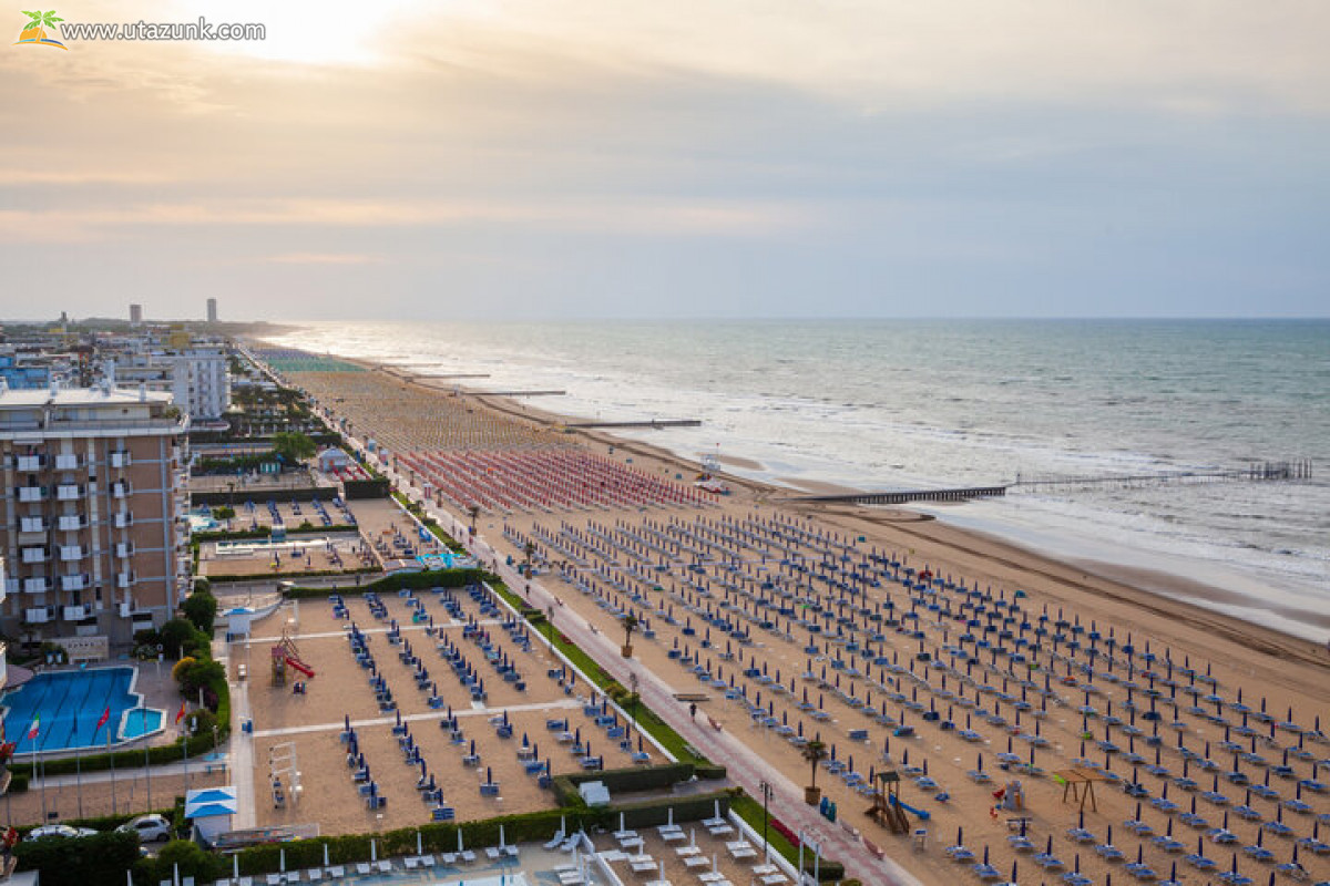 Homokos tengerpart, Lido di Jesolo, Olaszország