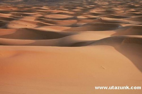 A marokkói üveggyöngy sivatag