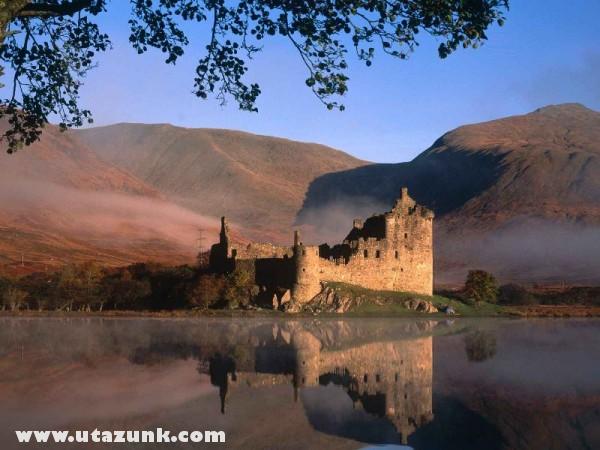 Kilchurn Castle,  Loch Awe, Skócia